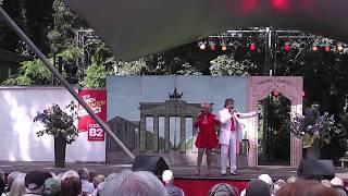 Zwei waschechte Berliner  (Stefanie Simon und Bert Beel) bei einem Berliner Sommerkonzert 2017