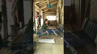 Napak Tilas Ke Suku Baduy | Proses Pembuatan Tenun | #sukubaduy #wisatabaduy #baduypride #shorts