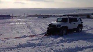 Toyota FJ-cruiser спешит на помощь)))