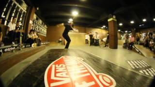 Vans Sk85IVE2 : Game Of L.E.D.G.E Tournament 2012 Piet Guilfoyle VS Mouse