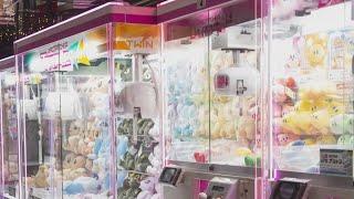 What's trending: Claw machine hack goes viral on TikTok