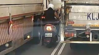 "King of Hell Parking" appears: I'm the steadiest between trucks and trailers!