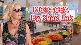 Утро в Moracea by Khao Lak: Идеальный завтрак с видом на море
