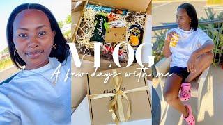 Vlogtober ep6: Working | Thrift shopping | Grocery haul | Content| Lunch date | New wig installation