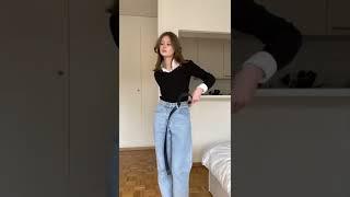 How to style baggy jeans 