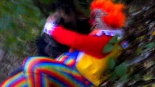 CREEPY CLOWN ATTACKS GIRLFRIEND!