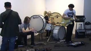 Filtersphere-7, 30 Nov 2024 @ the gallery w/Perpets. Ambient improvisation, guitar fx, vox fx, drums