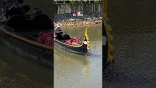 Naik Perahu Gondola seperti di Venesia, ada di Jakarta #shorts #wibikembara #enjoyjakarta