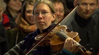 Kirche im NDR  - Langversion - Christmas Flashmob Hannover Hauptbahnhof - Weihnachtsoratorium