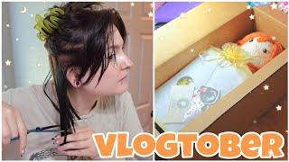 cutting my hair off and packing etsy orders️ | vlogtober 2024 |