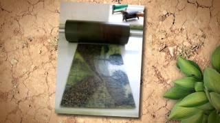 Making collagraph prints - Lynn Bailey