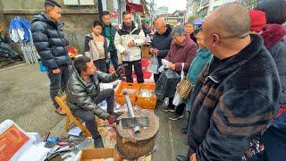 Sichuan’s Thriving Market in China: Sugar Art, Cold Dressed Meat, Pet Catch & Vibrant Street Life!