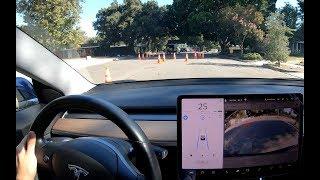 Tesla Autopilot V10 Navigating Construction Cones