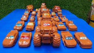 Clean up muddy minicars & disney pixar car convoys! Play in the garden