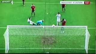 Mohamadou "Mo" Idrissou unglaubliche Chance vergeben! Aus 5 Metern frei über das Tor!