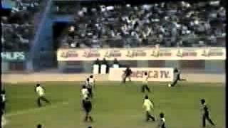 Ultimo gol de Luis "Potrillo" Escobar en clásicos. Descentralizado 1987.