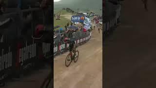 Egan Bernal | Stage 9 Giro d’Italia 2021  #giroditalia #lastkm #shorts #ciclismo #eganbernal