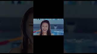 校园游泳馆惊现水花 姐妹花尖叫连连【#春宵影院】#shorts