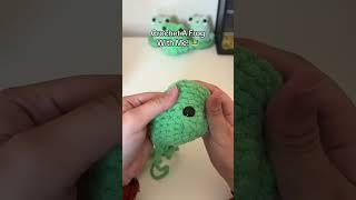 Cute lil frog 🫶 #amigurumi #crochet #yarn #crochetplushies