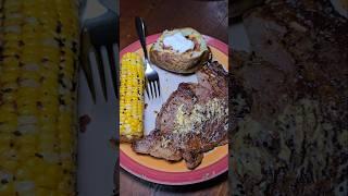 A steak dinner for the fam bam!  #Dinner #Blackstone #Cooking