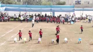 UBGoregaon Sports Day 2014-15 Jr.Kg. D - Bursting Balloons