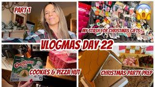 VLOGMAS DAY 22 | PAJAMA CHRISTMAS PARTY SET UP | PART 1 | MY STASH | PIZZA HUT | GINGERBREAD