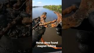 horse shoe #found #magnetfishing #magnetfishingbestfinds #treasure #fyp @ferrousfishing