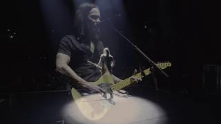 Myles Kennedy performs "Hallelujah" with Jeff Buckley's Fender Telecaster.