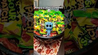 Reeses peanut butter cups & sour patch kids #candy #sourpatchkids #chocolate #trickortreating #funko