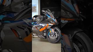 THE 2024 BMW M1000RR