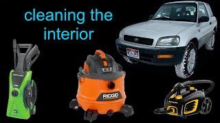 Interior cleaning and detailing in my 1997 Toyota RAV4 (episode 28)