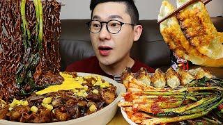 일요일은 짜장 못참치~ 고기듬뿍 짜짜로니에 파김치! 군만두는 필수~ JJAJANG RAMYEON & FRIED DUMPLINGS MUKBANG