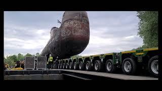 Schlepper unter U-Boot 17 / Heavyload of submarine U 17