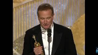 Robin Williams dedicate his award to Christopher Reeve.