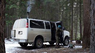 A few relaxing days of van life camping in the mountains