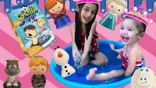 Gelli Baff Review Kids in pool with slime