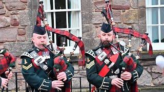 Mix: Blue Bonnets over the Border- Atholl Highlanders, played by 2 SCOTS Pipes, Drums & Bugles