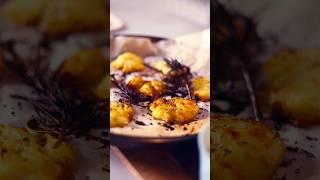 Easy Crispy Smashed Roasted Potatoes 