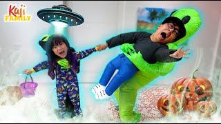 Emma & Kate Survive an ALIEN Invasion! Halloween Pretend Play Challenges!