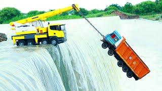 New Tata Dumper Truck Accident Big Dam River Pulling Out Mahindra Tractor Crane ? Tipper Truck CSToy