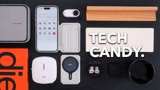 The Best Desk Accessories & Tiny Tech That I'm Keeping!