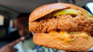 Popeyes NEW Spicy Ghost Pepper Chicken Sandwich Review!