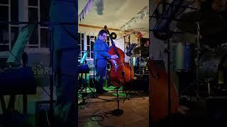 triangulo de las bermudas jazz trio- live