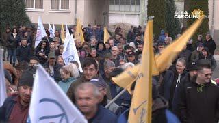 Protest la Fabrica de Arme Cugir