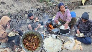 Authentic village Chicken curry with flavourful traditional rice!"