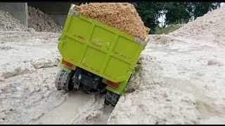 kejebak di lumpur, rc truk hino 500