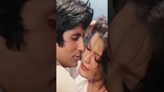 Super Romantic Reel Lover of Bollywood Cinema #amitabhbachchan #Zeenatamaan #short #viral #ytshort