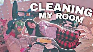 Cleaning my NASTY BEDROOM.. *send help*