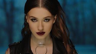 Ioana Ignat - Ma dezindragostesc (Official Video)