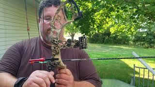 An Easy pulling 80lb bow (Prime Centergy) versus a 70lb Bow Speed Bow (PSE Omen Max Pro)